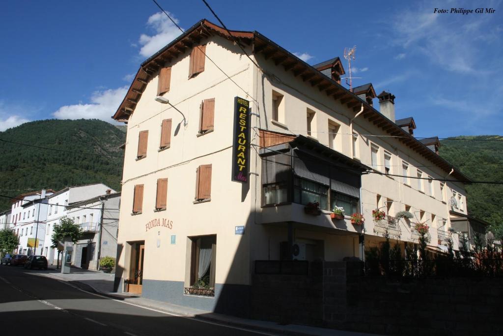Fonda Mas Hotel Vilaller Exterior photo